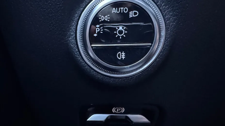 MERCEDES-BENZ C Klasa C 200 mHEV AMG