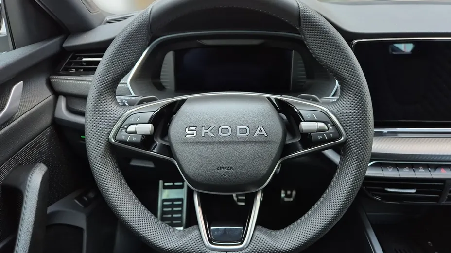 SKODA Octavia Octavia 2.0 TDI Sportline DSG Nowy