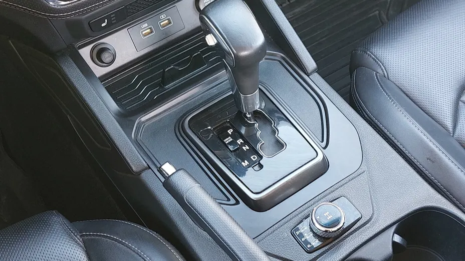 KGM / SSANGYONG Musso Musso Grand 2.2 e-XDi Quartz 4WD aut