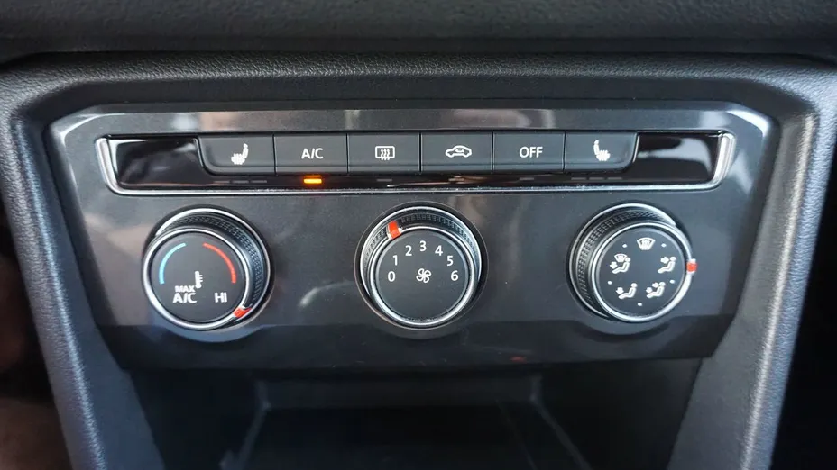 VOLKSWAGEN Tiguan Tiguan 2.0 TDI R-Line DSG