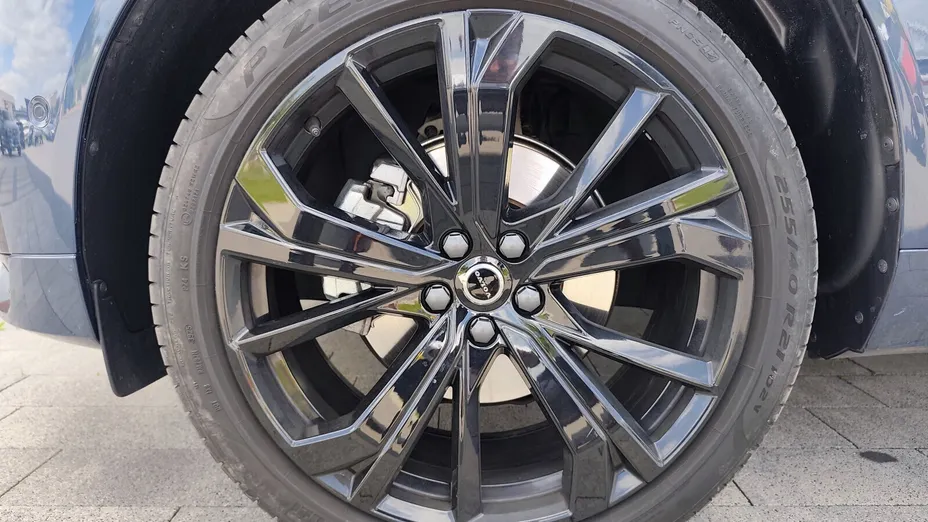 VOLVO XC60 XC60 B5 B AWD Ultra Black Edition aut