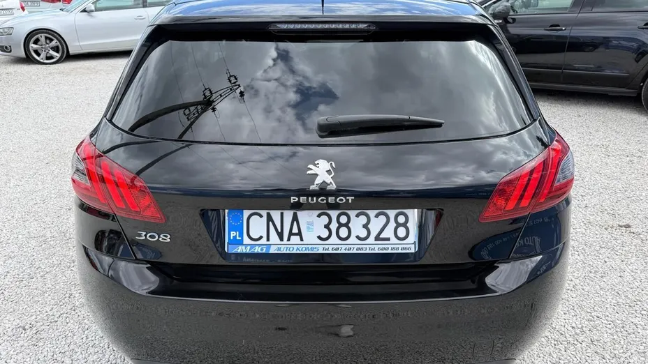 PEUGEOT 308 -