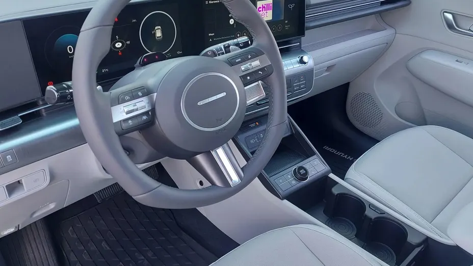 HYUNDAI Kona -