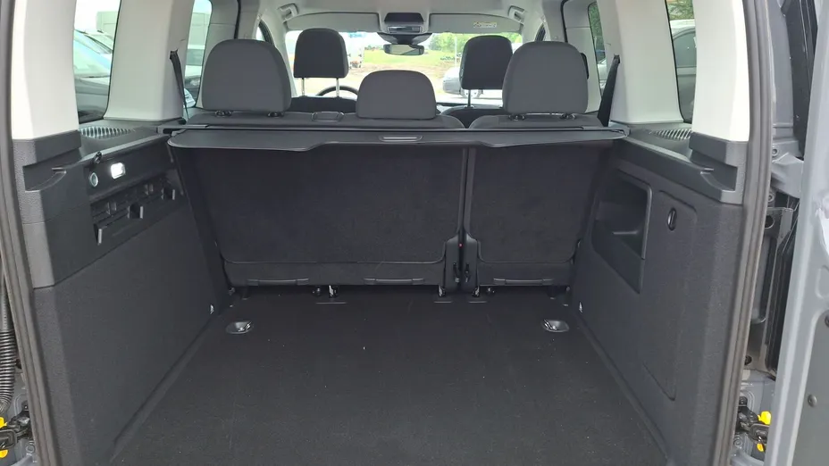 VOLKSWAGEN Caddy osobowy Caddy 2.0 TDI Dark Label DSG Nowy