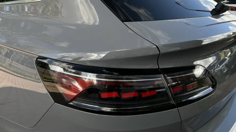 VOLKSWAGEN Arteon Arteon 2.0 TSI 4Motion R DSG