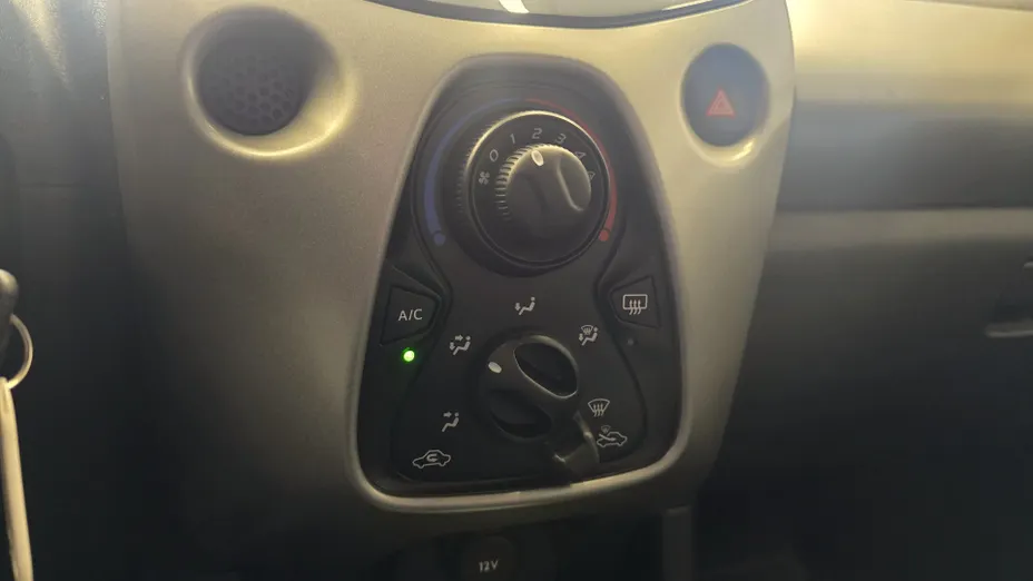 TOYOTA Aygo -
