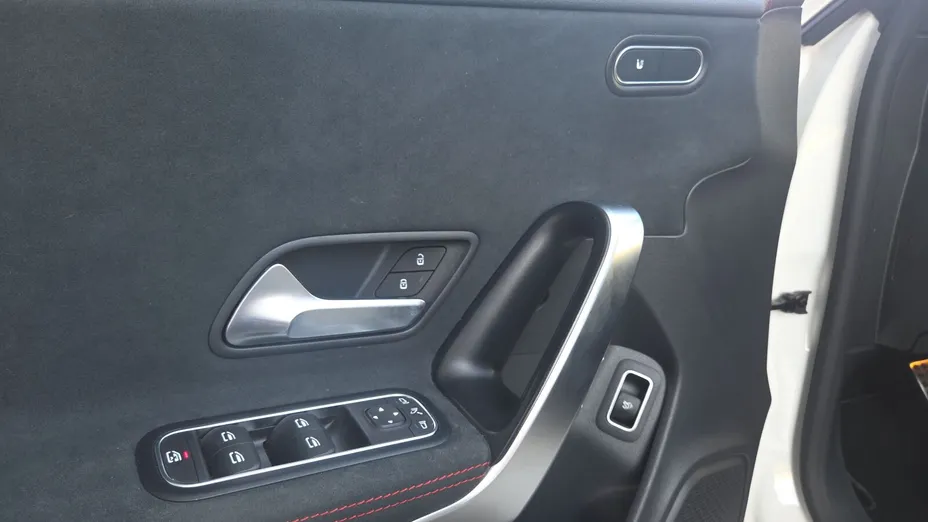 MERCEDES-BENZ CLA CLA 200 mHEV AMG Line 7G-DCT