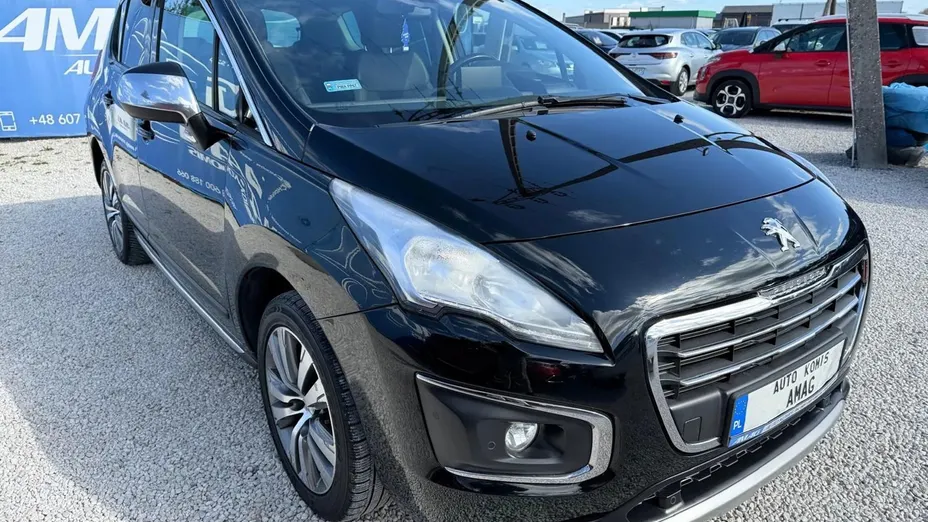 PEUGEOT 3008 -