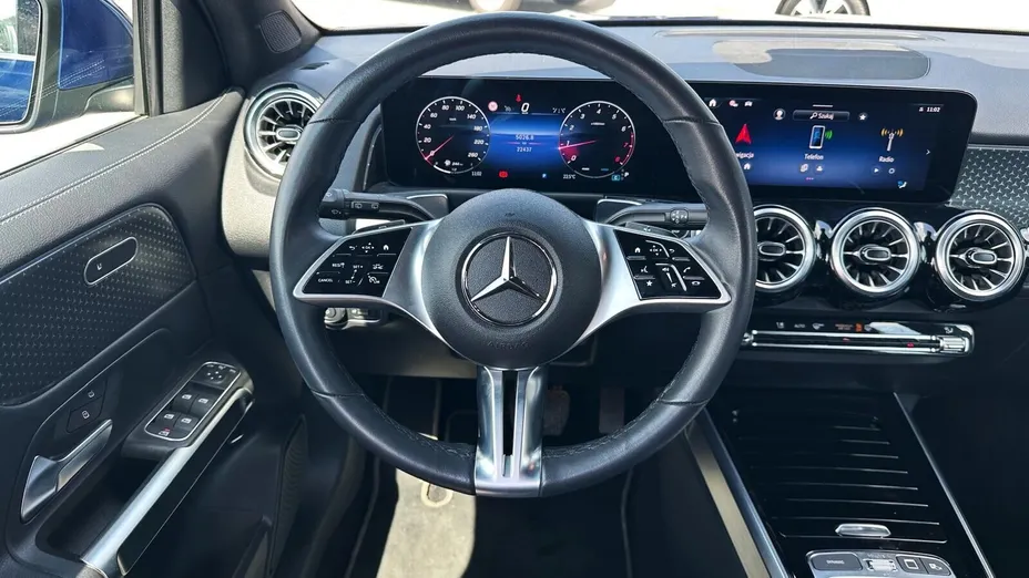 MERCEDES-BENZ GLB GLB 200 7G-DCT
