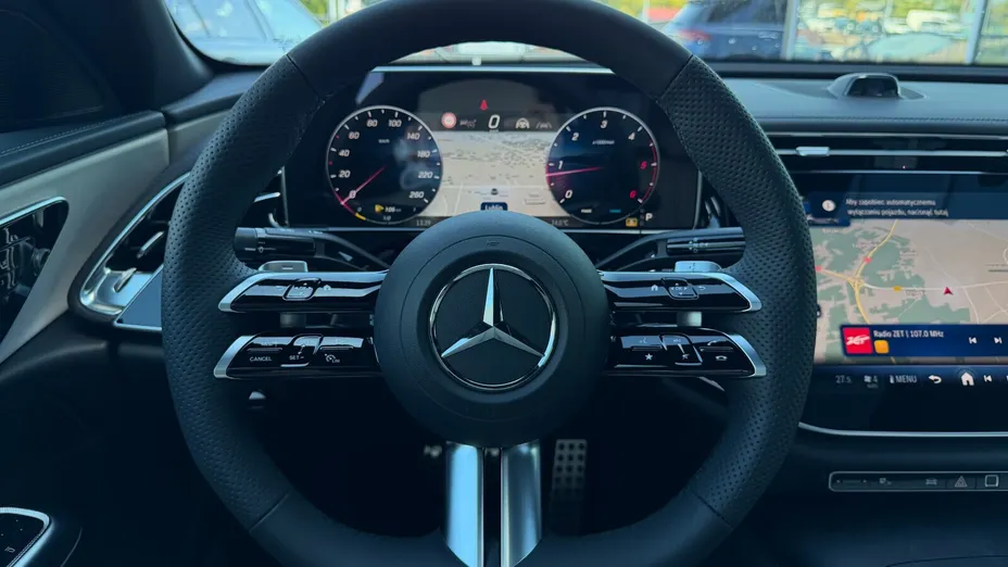 MERCEDES-BENZ E Klasa E 220 d mHEV 4-Matic AMG 9G-Tronic