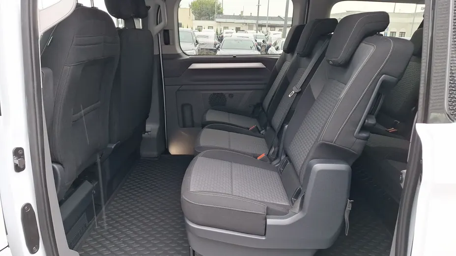 VOLKSWAGEN Caravelle Caravelle 2.0 TDI L2 4Motion Edition aut