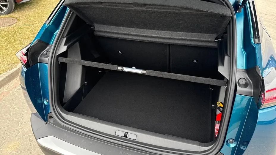 PEUGEOT 2008 2008 PureTech mHEV GT Exclusive e-DCS6 Nowy