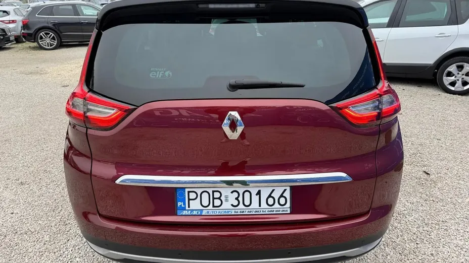 RENAULT Scenic -