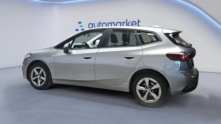 BMW Seria 2 218i aut