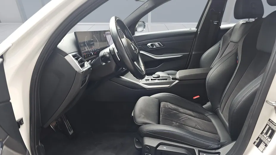 BMW Seria 3 320i aut