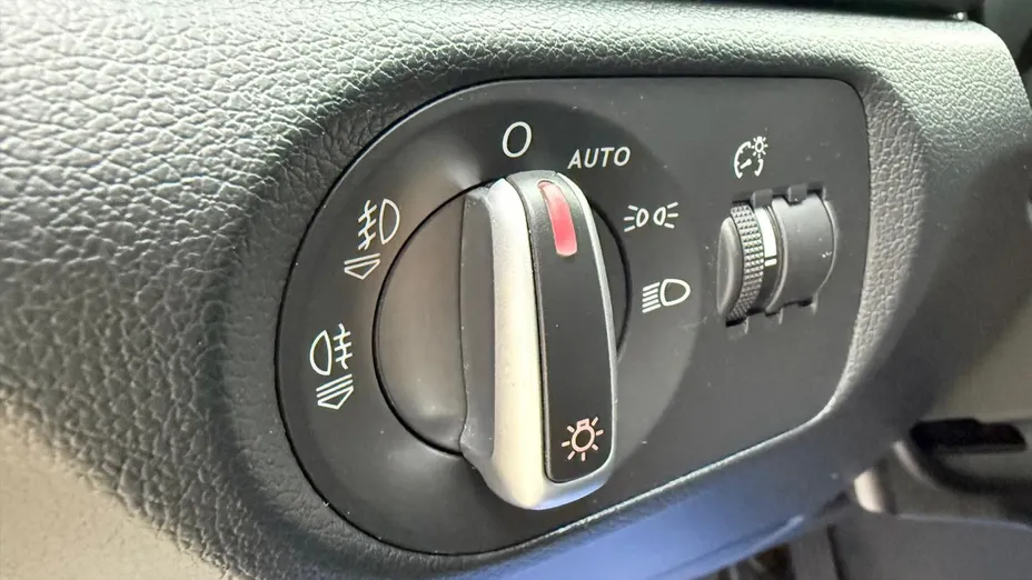 AUDI Q3 -