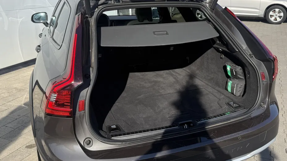 VOLVO V90 V90 CC D5 AWD Pro aut