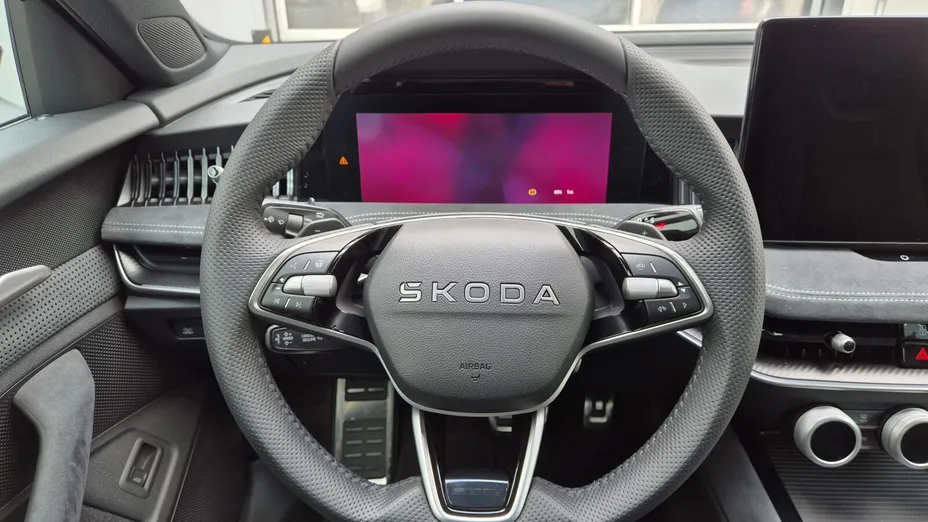 SKODA Superb Superb 2.0 TDI SCR 4x4 Sportline DSG