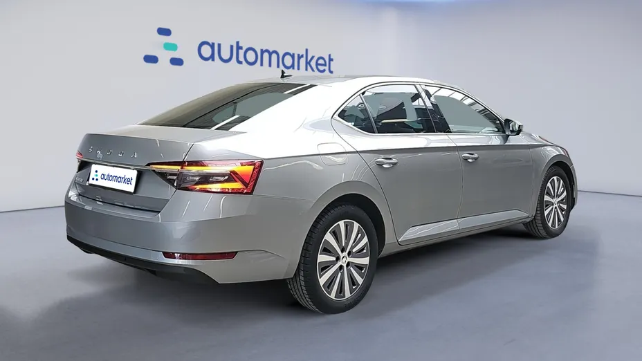 SKODA Superb Superb 2.0 TDI SCR Style