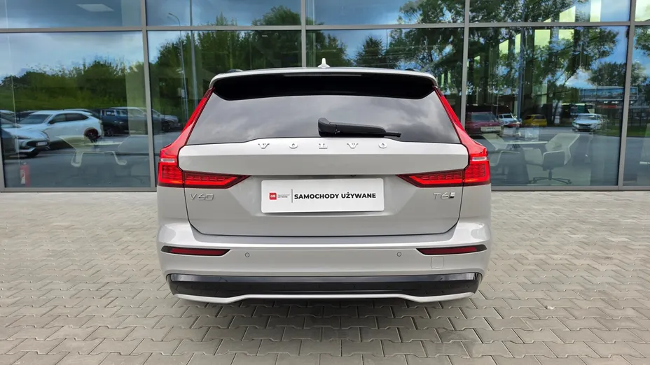 VOLVO V60 V60 T6 AWD Plug-In Hybrid Plus Dark aut