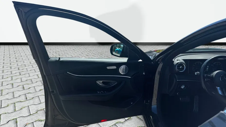 MERCEDES-BENZ E Klasa E 200 Business Edition