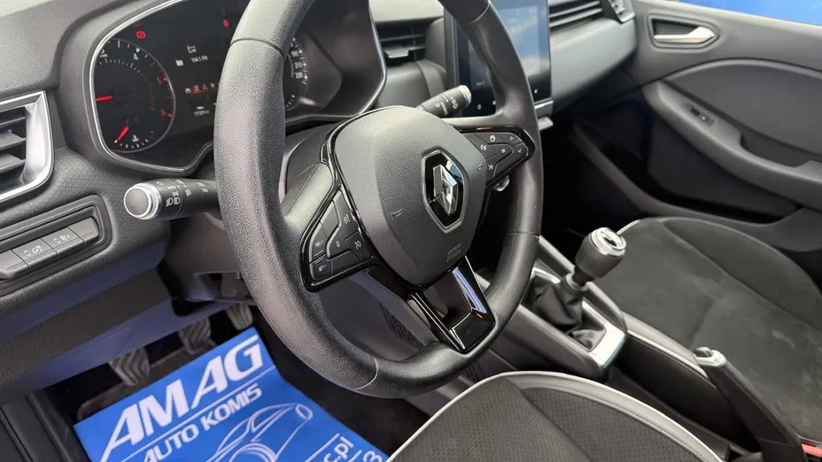 RENAULT Clio -