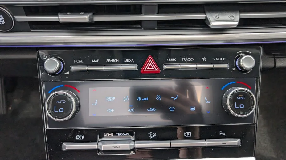 HYUNDAI Santa Fe Santa Fe 1.6 T-GDI HEV Platinum 4WD aut Nowy