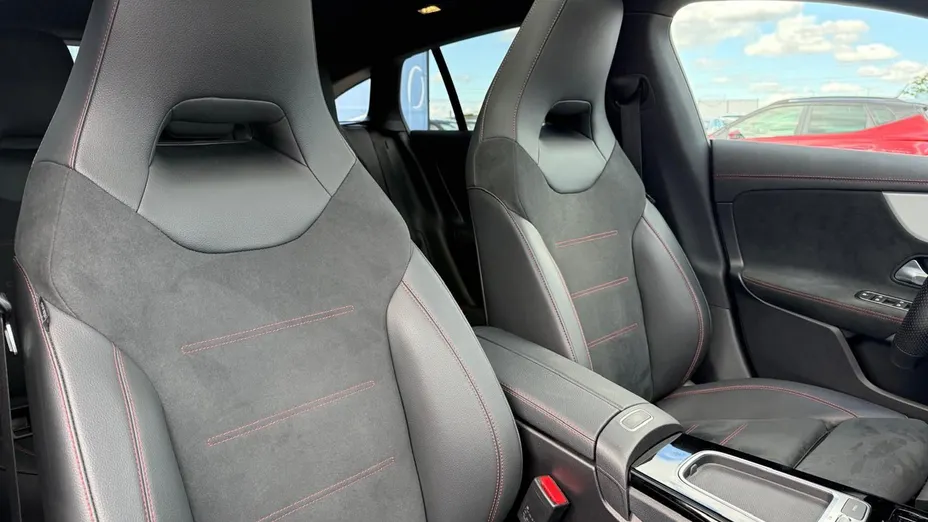 MERCEDES-BENZ CLA CLA 180 d 7G-DCT