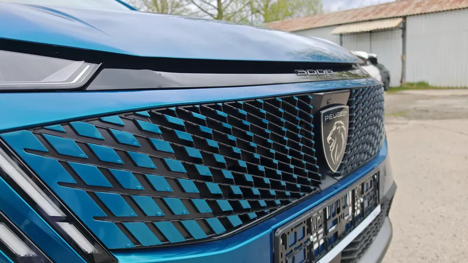 PEUGEOT 3008 3008 1.2 PureTech mHEV Allure e-DCS6 Nowy