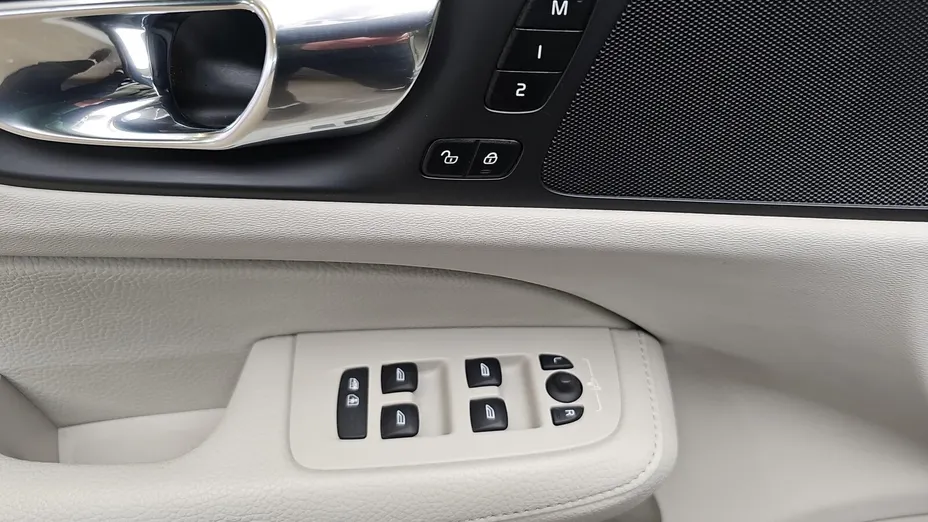 VOLVO V60 V60 B4 B Inscription aut