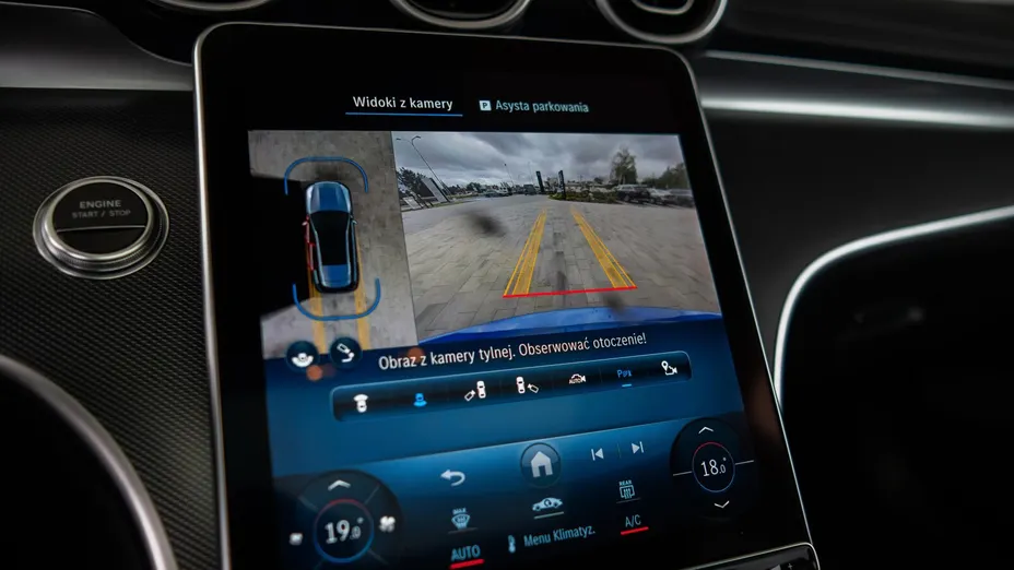 MERCEDES-BENZ C Klasa C 300 de PHEV 4-Matic AMG