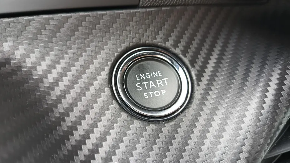 PEUGEOT 2008 2008 PureTech 130 Allure S&S EAT8