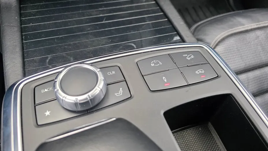 MERCEDES-BENZ ML ML 63 AMG 4-Matic