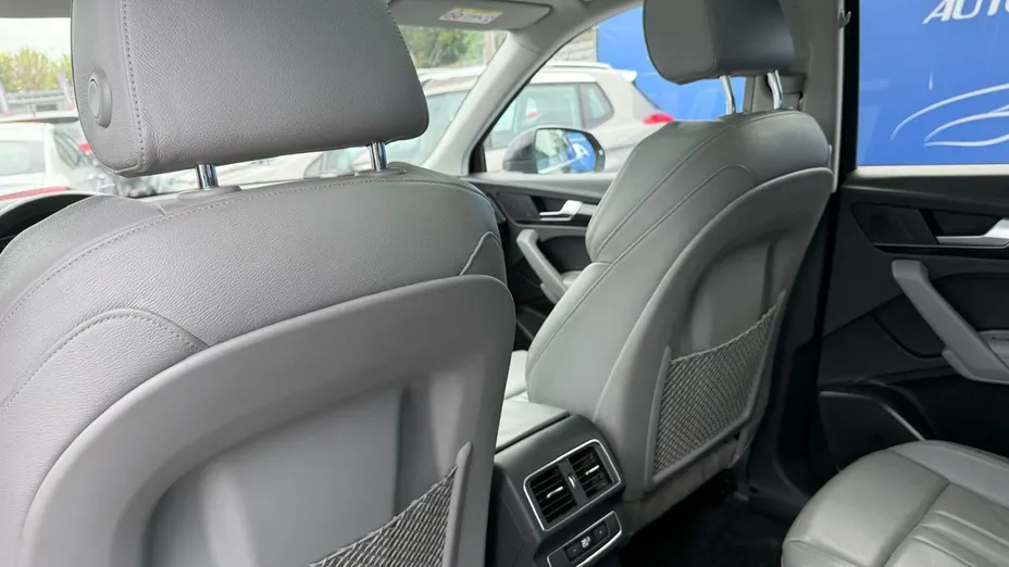 AUDI Q5 -