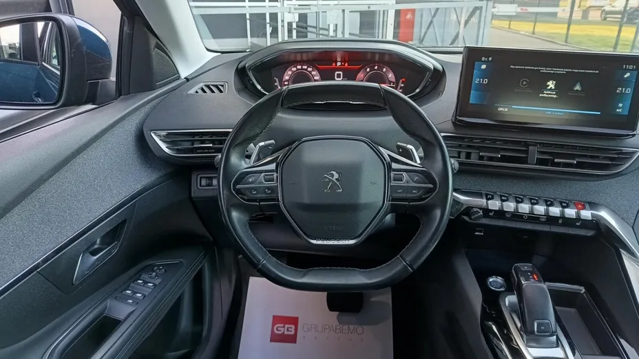 PEUGEOT 3008 3008 1.2 PureTech Allure S&S EAT8