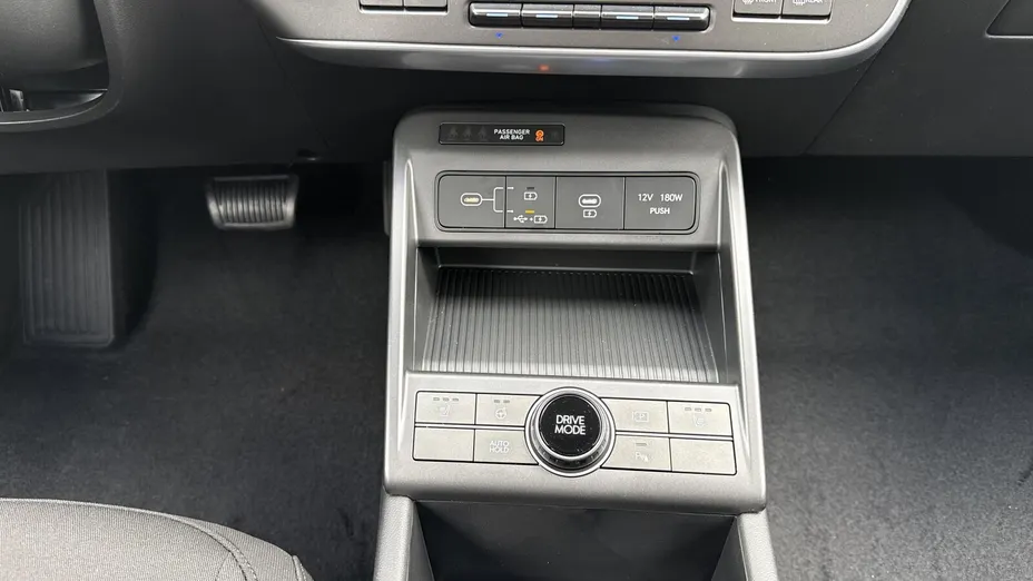 HYUNDAI Kona Kona Electric 65kWh Smart Nowy