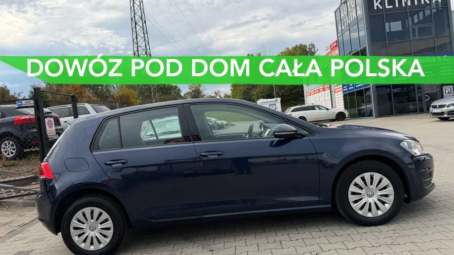 VOLKSWAGEN Golf -