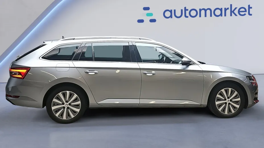 SKODA Superb Superb 2.0 TDI SCR Style DSG