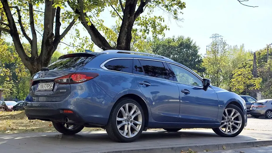 MAZDA 6 6 2.2 D Skypassion I-ELoop aut