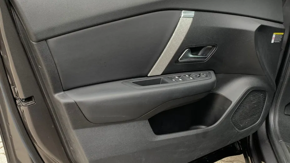 CITROEN C4 X C4 X 1.2 PureTech Shine S&S EAT8