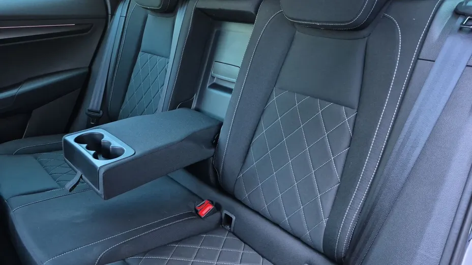 SKODA Karoq -