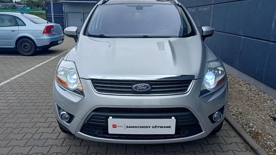 FORD Kuga -