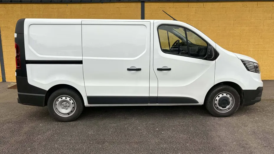 RENAULT Trafic -