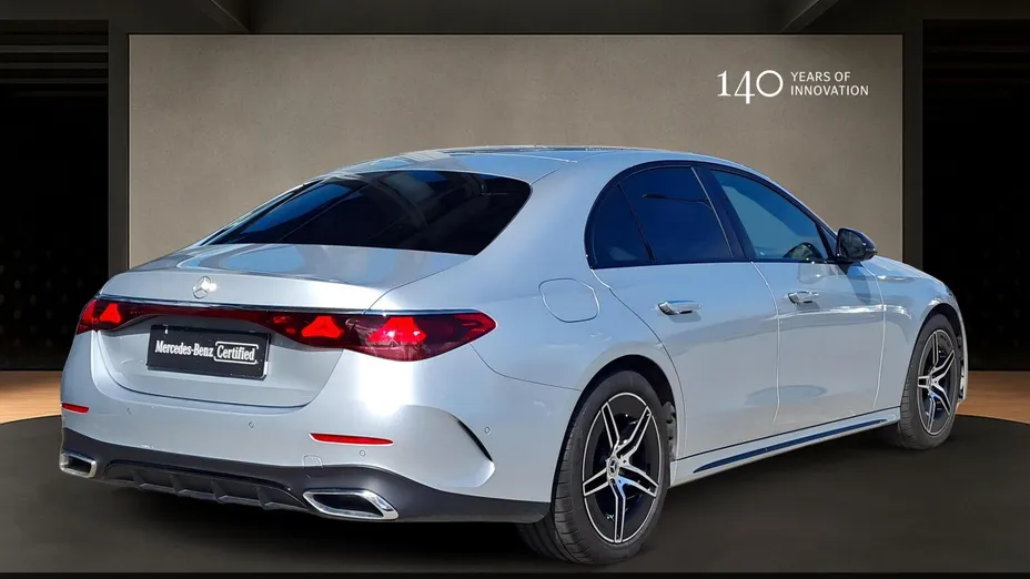 MERCEDES-BENZ E Klasa E 220 d mHEV 4-Matic AMG 9G-Tronic