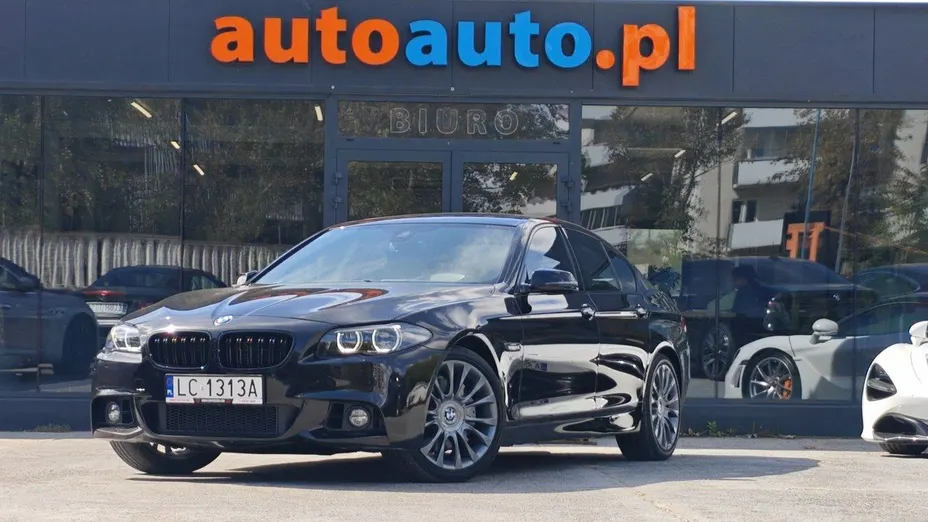 BMW Seria 5 550i xDrive