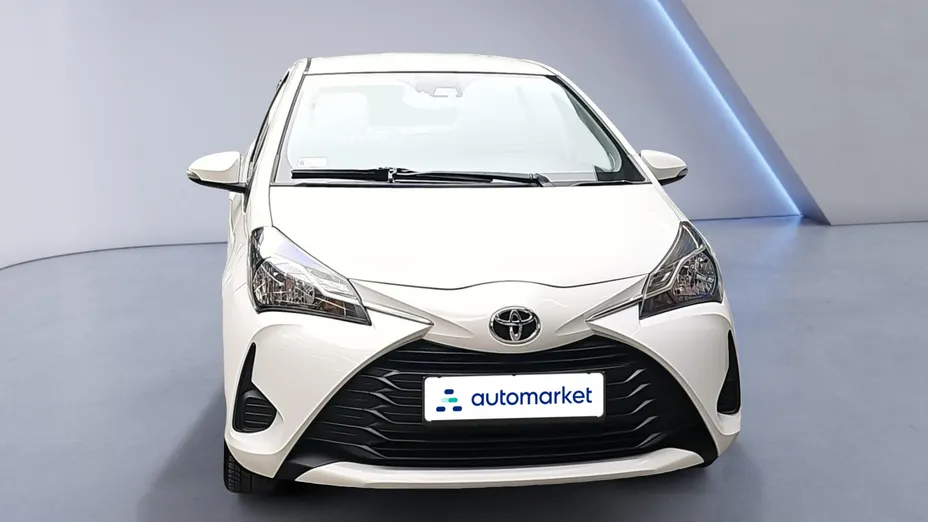 TOYOTA Yaris Yaris 1.5 Active