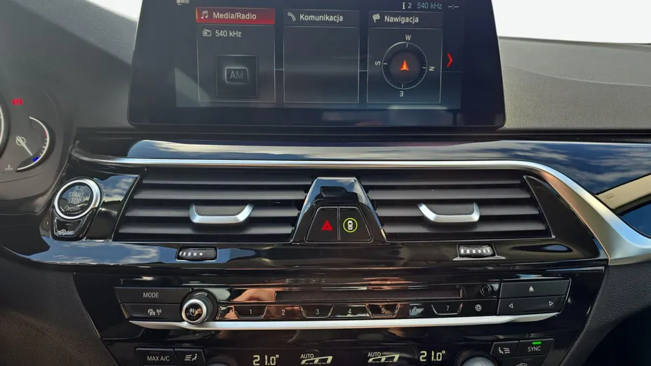BMW Seria 5 520d xDrive Luxury Line sport-aut