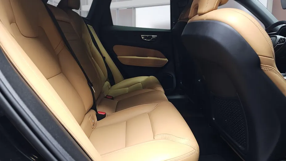 VOLVO XC60 XC60 B5 D AWD Inscription aut