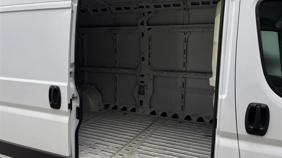 PEUGEOT Boxer Boxer 435 BlueHDi L3H2