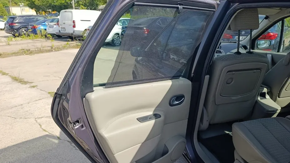 RENAULT Scenic -